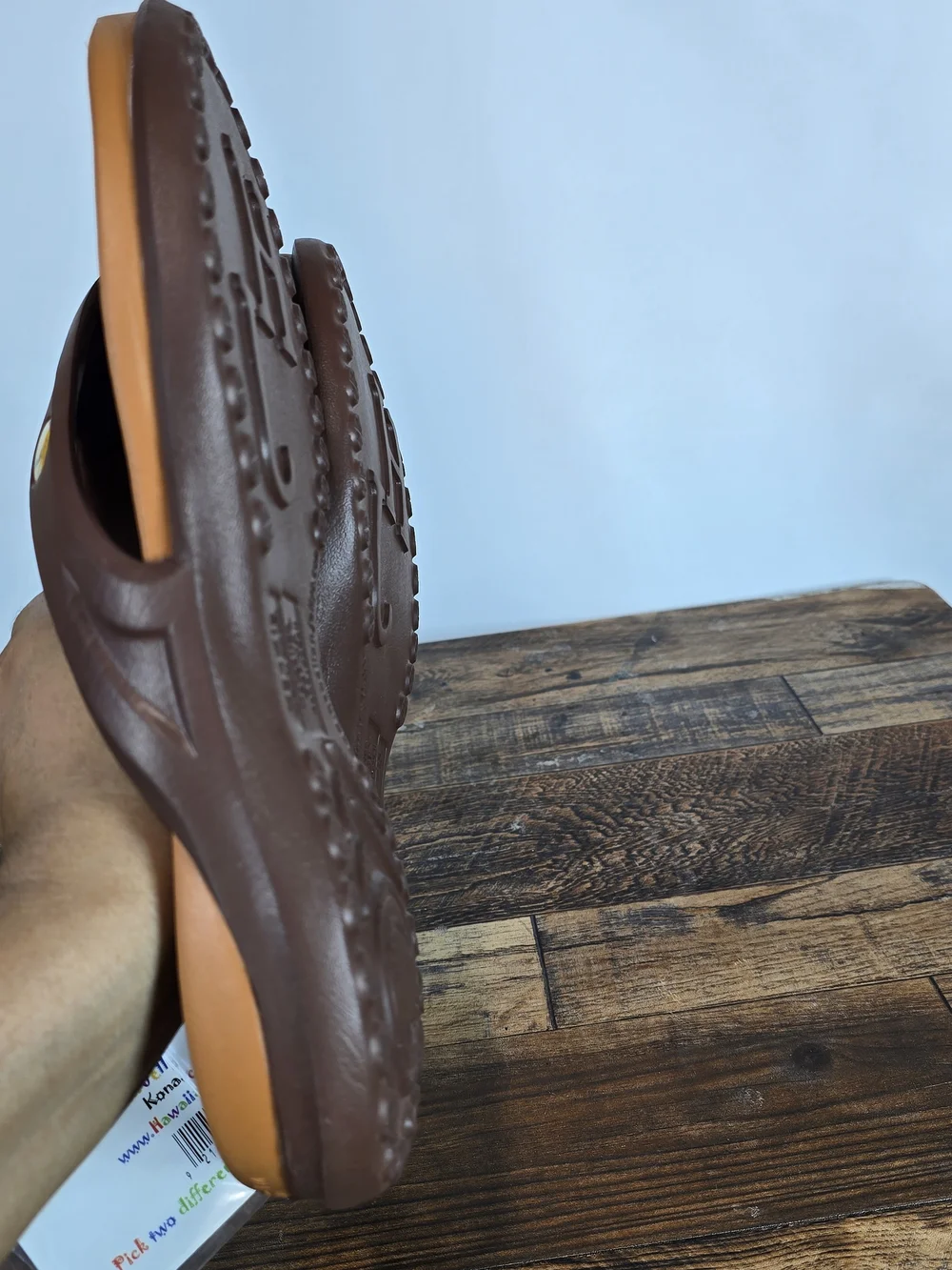 Men's Brown and Tan Men's Flip Flop Sandals Size 7